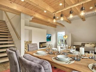 Penthouse Cassiopeia by AA Holiday Homes SKI IN SKI OUT - 9