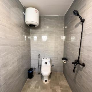 غرفة وصالة بسطح خاص قريب للبوليفارد - 4