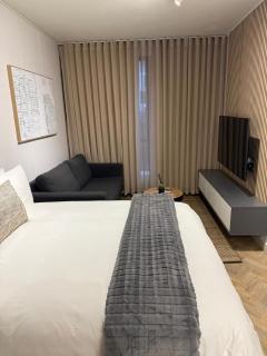 One Rosebank 320 - 0