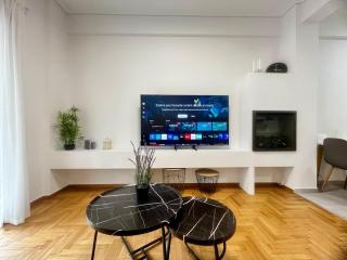 New fresh looking Apt in Athens - 9