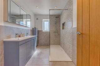 Luxury Cottage, Dog Friendly, Stunning Views, Private Garden - 6