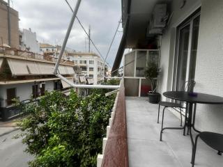 New fresh looking Apt in Athens - 6