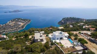 White Blue Luxury Villa 1 - 1