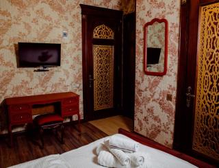 Royal Historical Palace - 0