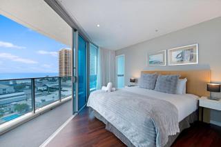 Deluxe Two Bedroom Hilton Apartment - 2