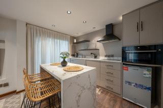 Modern Loft Apt Rooftop - 1