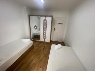 Spacious 3BR 2BA Home with Stunning Garden View - 6