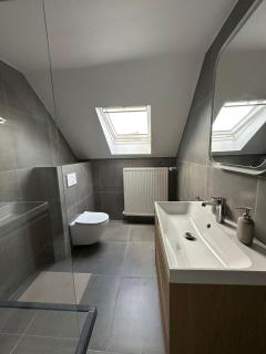 5- Nid lumineux 2 chambres au plein coeur d'Ixelles - 3