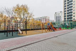 8 Luxury Suites by MEGA Mall - 2