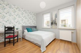 Bemowo Air-conditioned Apartment with Balcony by Noclegi Renters - 9