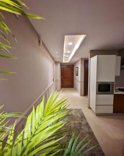 Gold Crest Platinum Suites - By Movenpick Apartments - 4