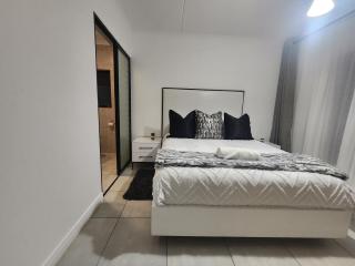 White House At The Blyde Crystal Lagoon - 8