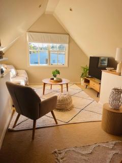 Blue Pearl - Old Bar Holiday Rentals - 4