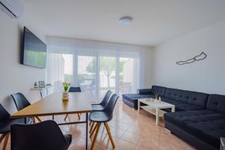 BALATON A KERTBEN - BALATON IN THE GARDEN - Beachfront houses with beautiful view, private beach - 2