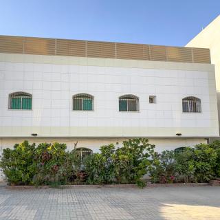 غرفة وصالة بسطح خاص قريب للبوليفارد - 8