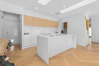 Luxe 4BR Retreat with Heated Pool & Finnish Sauna, Steps to the Beach - 2