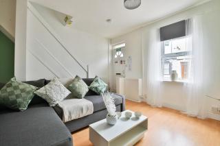 City Escape – Stylish 2-Bed near Cardiff Centre - 8