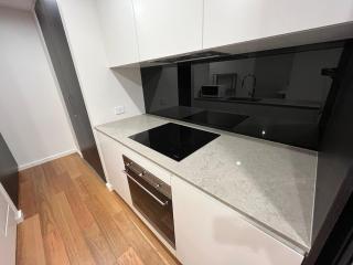 2 Bedroom Apartment ANU Canberra Center - 3