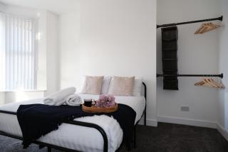 Antrim House by Serviced Living Liverpool - 8