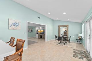 The Birdhouse - 783 - 9