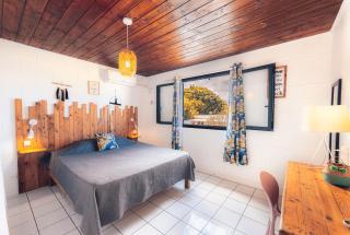 Kaz Nomia - à 50m de la plage Roches Noires - 8