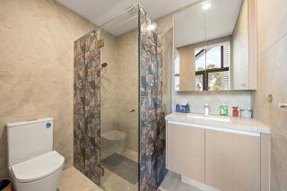 Fully gated! Walk to Bus, Train & Box Hill High! - 4