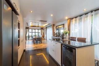 Beautiful Patong Sea View 6 Bedroom Thai Luxury Villa Near Bar Street, Jungceylon - 2