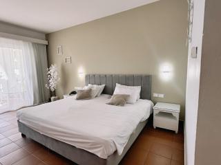 Domina Coral Bay Oasis Lake - 8