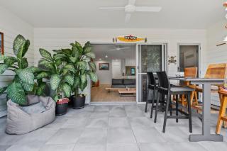 Laid-Back Wurtulla Escape with Style & Charm - 9