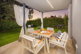 Villa Barcolana by Villsy - 7