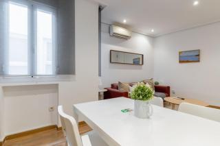 Central Cozy -1Bedroom 1Bath -Anton Martin - 4