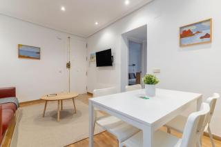 Central Cozy -1Bedroom 1Bath -Anton Martin - 3