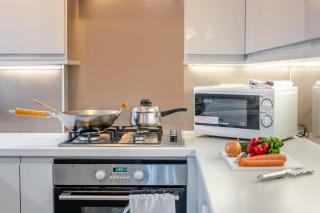 Daisy May Apartment - 3