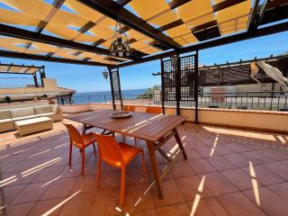 Sun and Sea Suite - 0