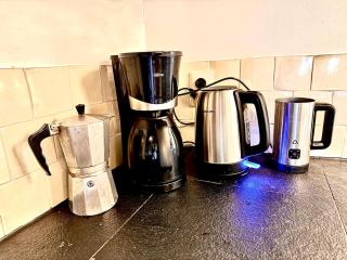 Spacious luxury farmhouse - 2