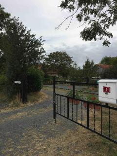 Spacious luxury farmhouse - 9