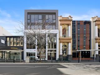 Opal Loft - Bright & Modern Apartment -Heart of Launceston - 8