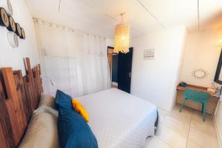 Kaz Lotis - à 50m de la plage Roches Noires - 1