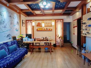 Zhangjiajie Qiyuezhou B&B - 4