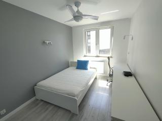 Apartament z 2 pokojami i balkonem Tauron Arena - 2