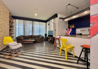 Vintage 2-BR Apt in Ashrafieh W 24 Power - 7