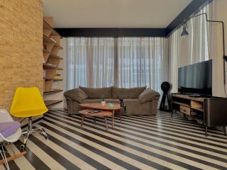 Vintage 2-BR Apt in Ashrafieh W 24 Power - 3