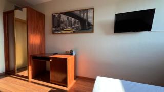 B&B HOTEL Tarragona Reus - 8