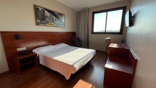 B&B HOTEL Tarragona Reus - 5