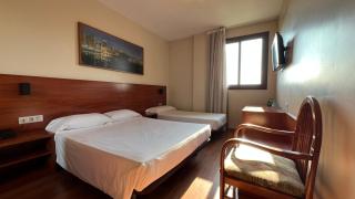 B&B HOTEL Tarragona Reus - 6