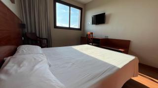 B&B HOTEL Tarragona Reus - 4