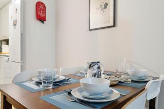 Nordic Heart Apartment, Sauna, Wifi & Parking - 6