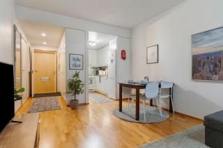 Nordic Heart Apartment, Sauna, Wifi & Parking - 4