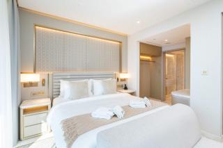 PVH - Burj Khalifa View Studio - Emaar Residences - 8