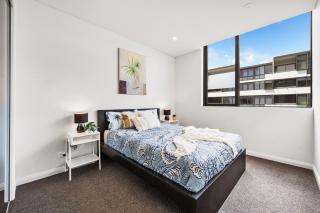 Olympic Park Oasis 2BR Pool Sauna Parking - 8